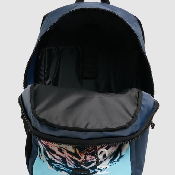 Billabong Norfolk Navy Brandnew with tags - Picture 3 of 3